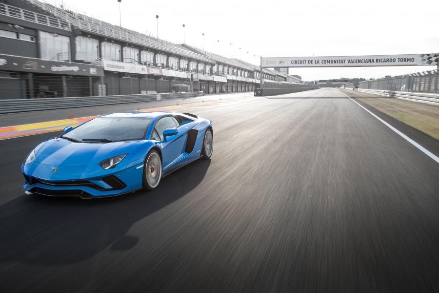  Lamborghini Aventador S 2017 года  (WW) (фото 58 из 74)